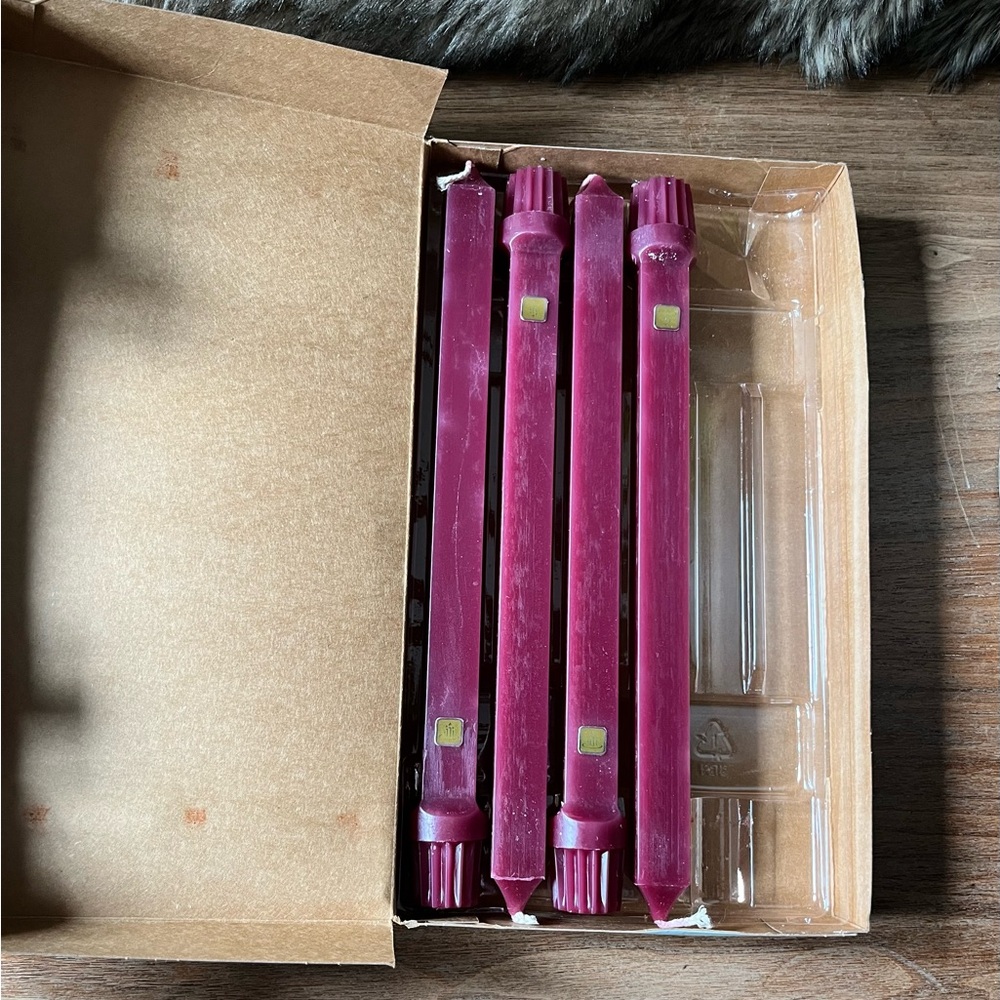 Party lite Mulberry Color Taper Candles 10”